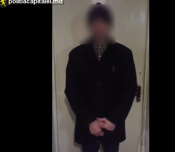 Un minor a fost înjunghiat de un individ necunoscut, într-un maxi-taxi de pe ruta 101