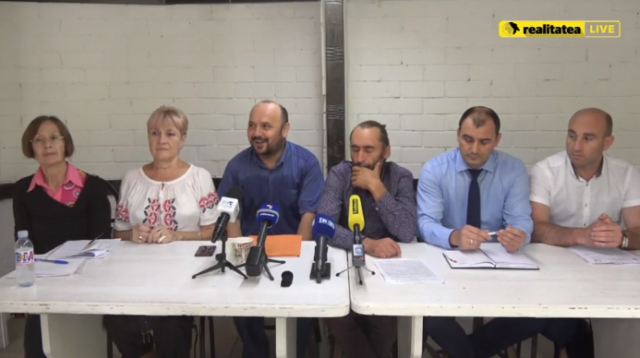 De 11 ani își așteaptă apartamentele! Oameni de cultură spun că au fost înșelați de o companie de construcții