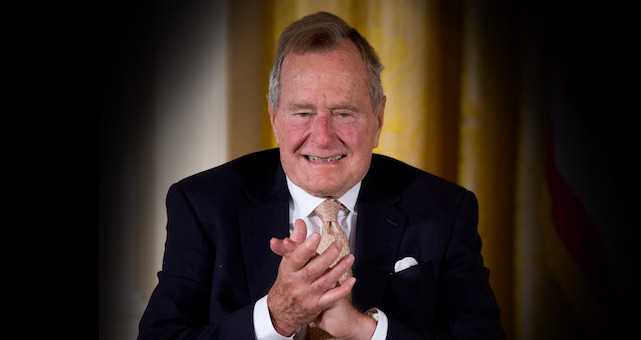 Fostul preşedinte american George H.W. Bush a fost spitalizat, la o zi după funeraliile soţiei sale
