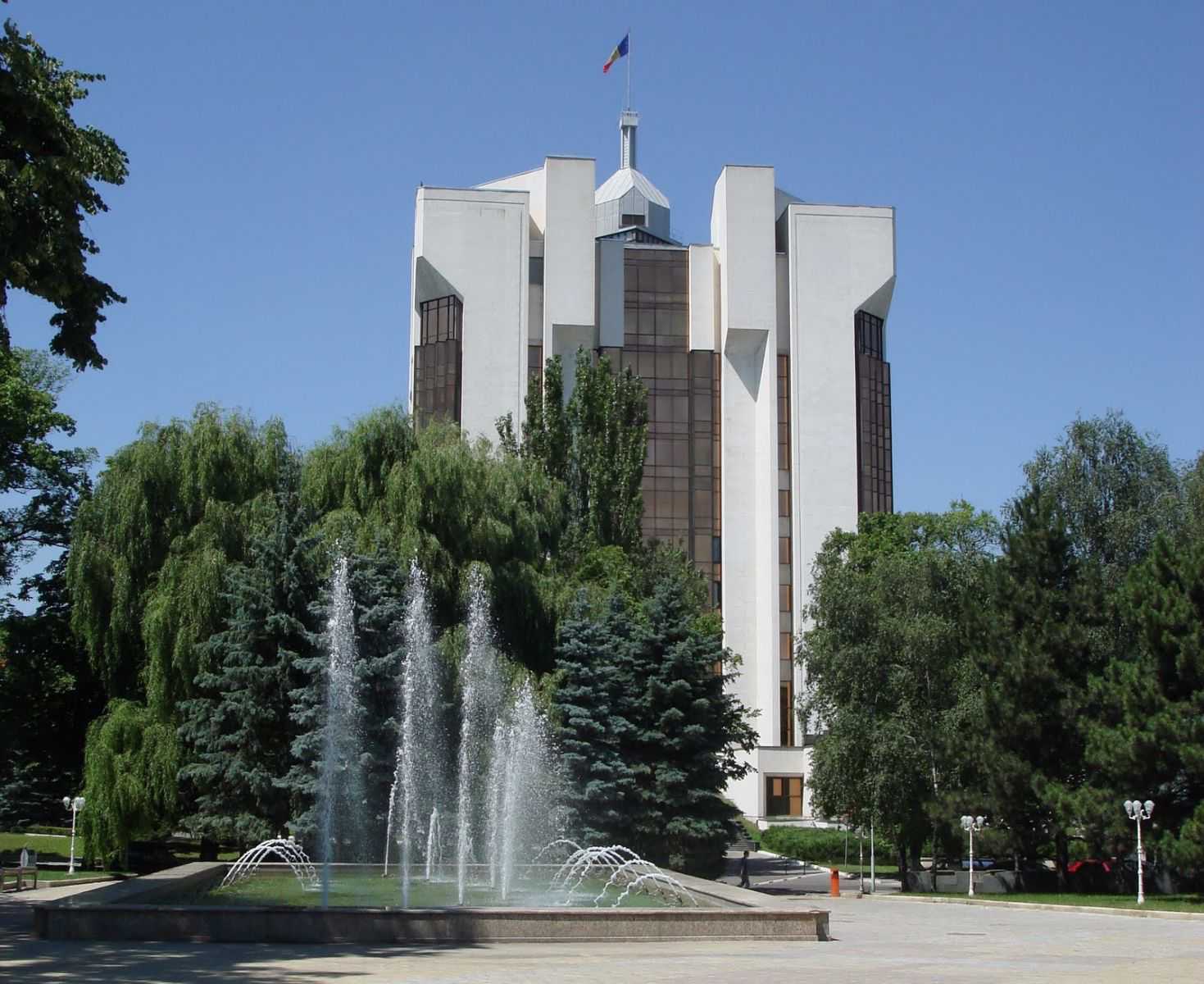 Pentru prima dată în cinci ani, președintele României, Klaus Iohannis, a venit în Moldova