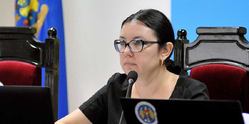 ULTIMA ORĂ // Șefa CEC, Alina Russu, demisionează. Cum și-a motivat decizia