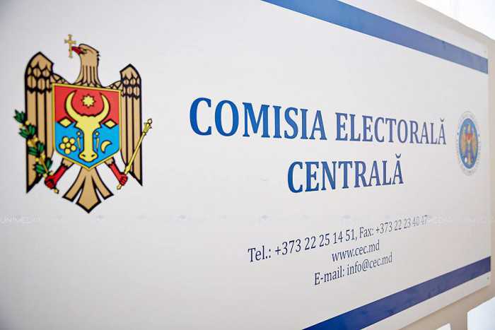 Trei consilieri municipali din Chișinău și-au dat demisia. CEC le-a ridicat mandatele