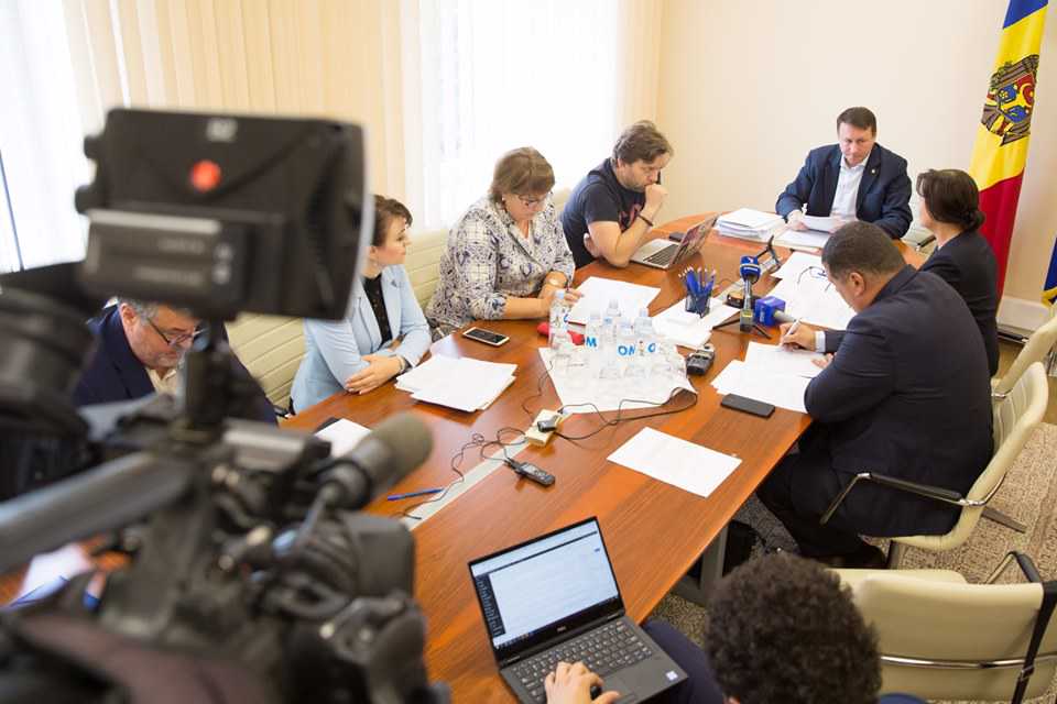 Proiectul privind „deoffshorizarea”, aprobat în Comisia de specialitate. Ce fel de restricții au fost impuse