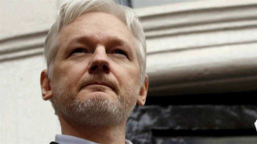 Fondatorul WikiLeaks a fost ARESTAT