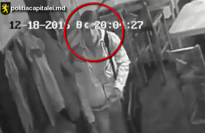 Individul din imagine, cautat de Politie pentru furt