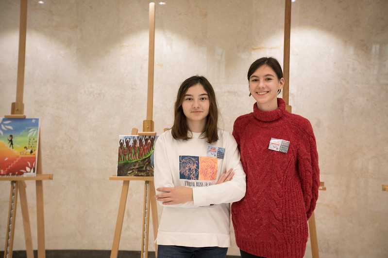 Expoziție la Parlament dedicată Zilei internaționale a drepturilor omului