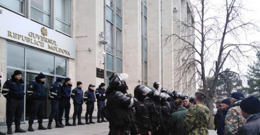 Veteranii războiului de pe Nistru protestează în PMAN