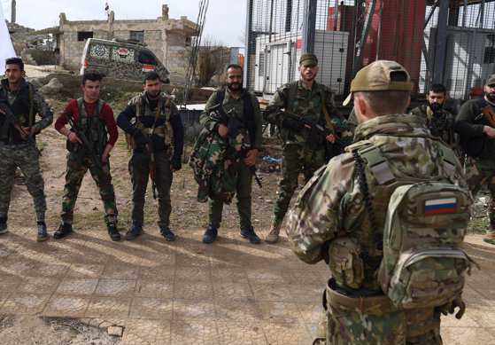 Rusia INTERVINE în conflictul din Siria. Oraşul Minbej, ocupat de armata siriană cu ajutorul forţelor ruse