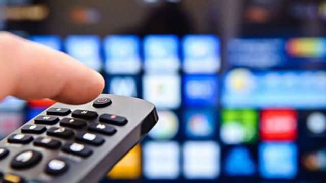 Compania proprietară a posturilor de televiziune „Canal 2” și „Canal 3” renunță la frecvența națională, invocând PRESIUNI
