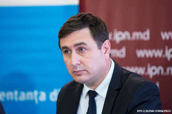 Consumul neacoperit cu producție, deprecierea leului și politicul scumpesc viața moldovenilor, consideră expertul Veaceslav Ioniță