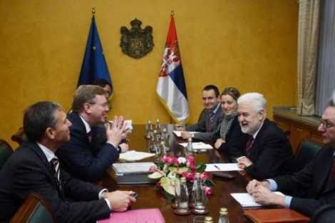 Întâlnirea dintre Dodon și Filat cu Ștefan Fule ar fi fost simulată
