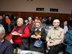 Tinerii PPM în vizită la bătrânii din Azilul de la Schinoasa Veche