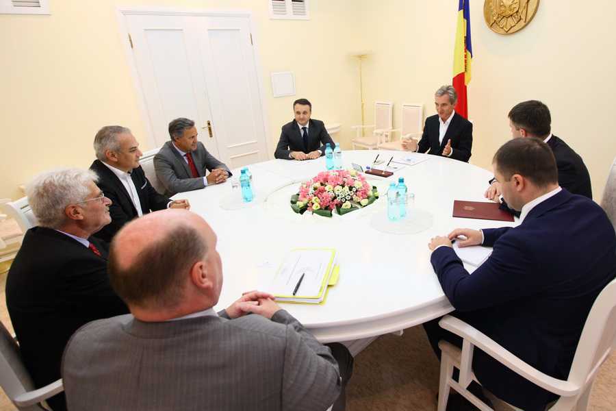 Guvernul  asigură continuitatea acțiunilor de îmbunătățire a serviciilor în transportul aerian