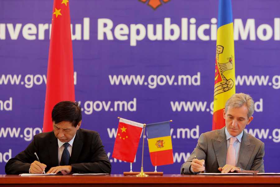 China acordă R. Moldova ajutor nerambursabil în valoare de peste 8 mln dolari și asistență tehnică pentru studenții moldoveni