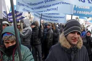 30.000 de susţinători al lui Putin s-au adunat la un marş organizat la Moscova