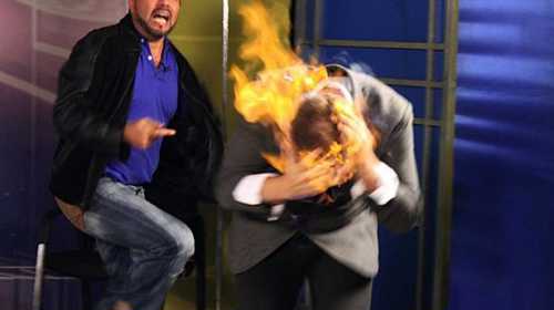 Prezentatorul care a incendiat un magician într-o emisiune de televiziune, arestat. VIDEO