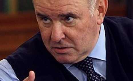 Rusia, enervată că R. Moldova a interzis simbolurile comuniste: «Este blasfemie»