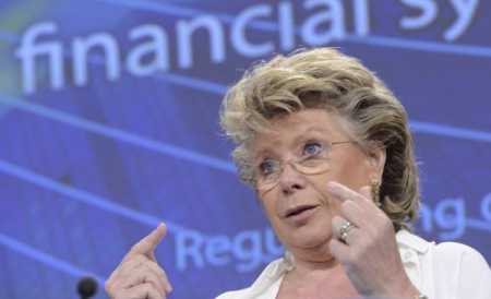 Fraudele cu fonduri europene, mai mari decât se credea iniţial. Reading cere o lege federală