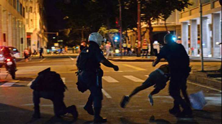 Proteste violente la Rio de Janeiro / VIDEO