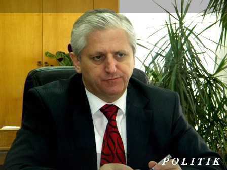 Valeriu Cosarciuc, ministrul reformelor agricole
