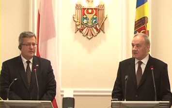 Timofti și Komorowski și-au exprimat deschiderea pentru intensificarea colaborării dintre cele două țări