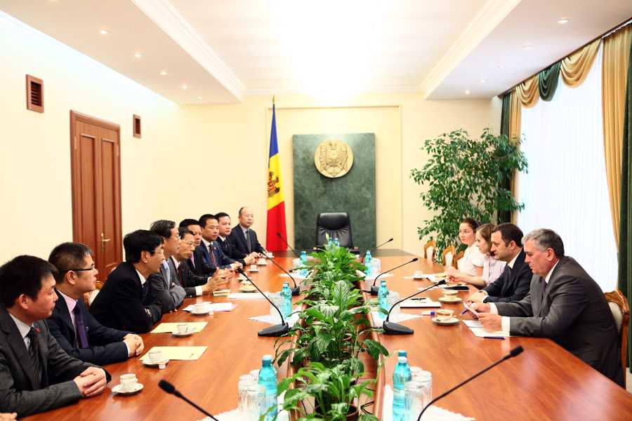 Chinezii cointeresați să investească în economia Republicii Moldova