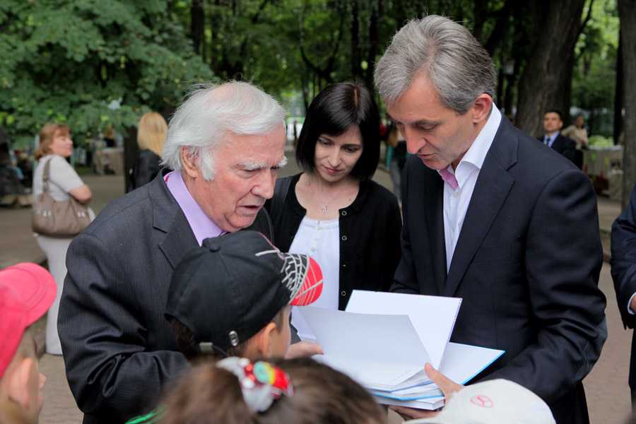 Iurie Leancă a participat la deschiderea festivității dedicate Zilei Internaţionale a Copiilor / FOTO