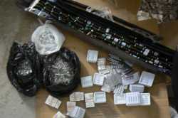 VIDEO. 2238 anabolizante şi 1600 de pachete de ţigarete, depistate la vama Cahul-Oancea