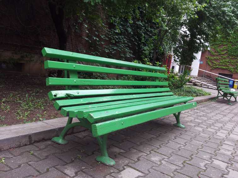 Suburbiile capitalei vor avea 360 de bănci noi