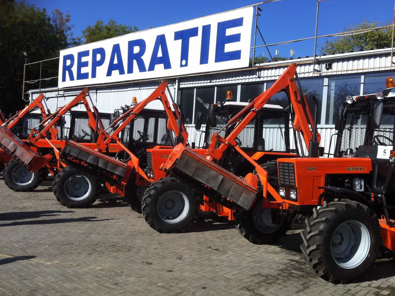 10 tractoare pentru frezarea arborilor și arbuștilor au fost oferite localităților din țară