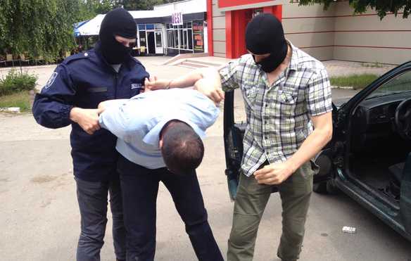 FLASH // Iată cine sunt cei ce ar fi omorât CU BESTIALITATE taximetristul, în Vatra (VIDEO)