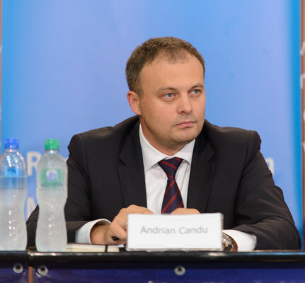 Aflat în domeniul consultanței, Andrian Candu privește în zona politicului – A transmis un apel la sprijin şi unitate pentru noul Partid Democrat Modern din Moldova