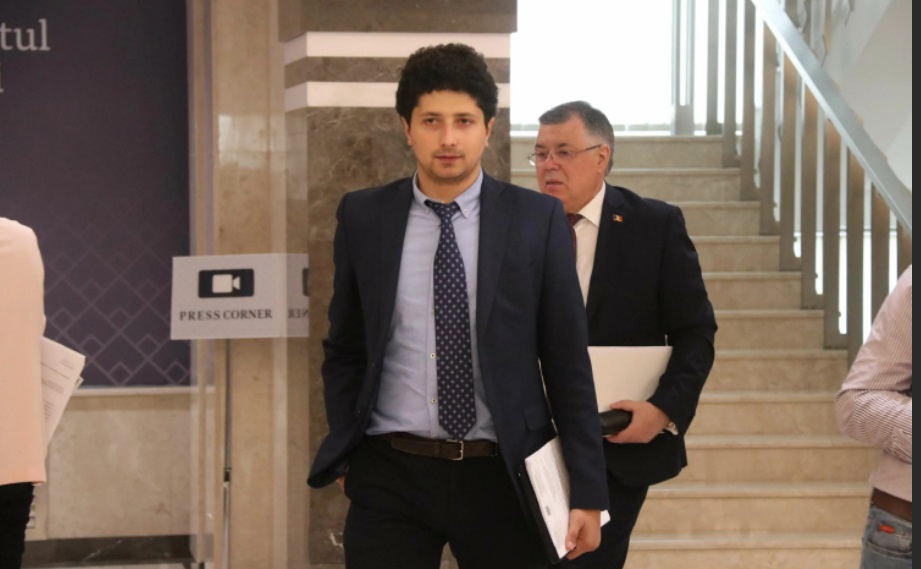 Deputatul PAS, Radu Marian, îl acuză pe Putin de scumpirile din Moldova și le cere socialiștilor să meargă la ușa președintelui rus să protesteze
