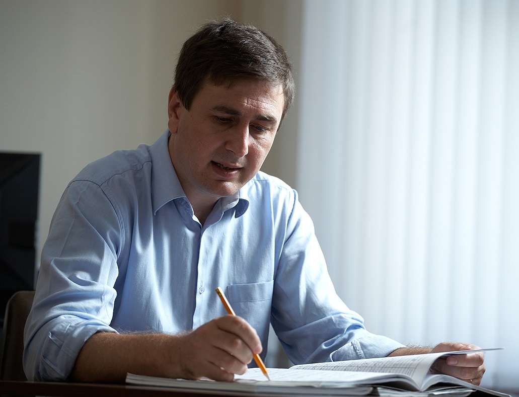 Expert: Actualul sistem de taxe locale din Moldova nu contribuie la consolidarea autonomiei financiare