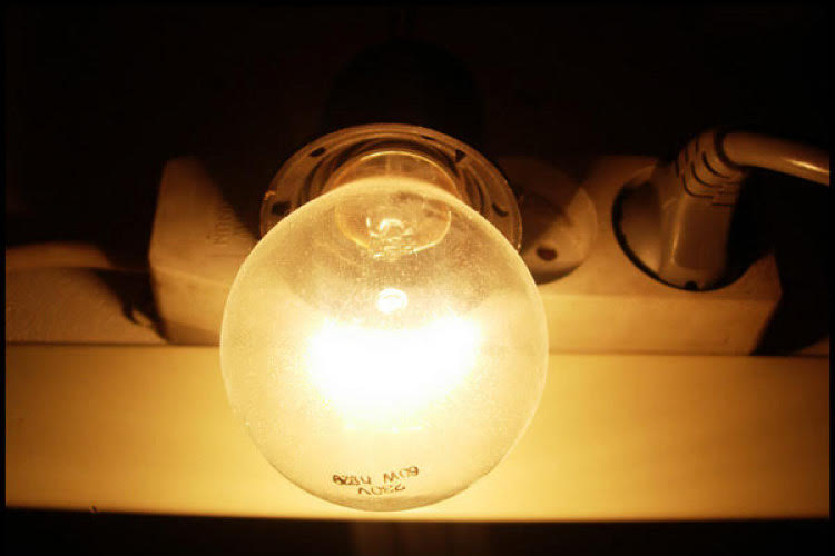 Noi tarife la energia electrică, cu cât se scumpește lumina: ANRE se întrunește în ședință