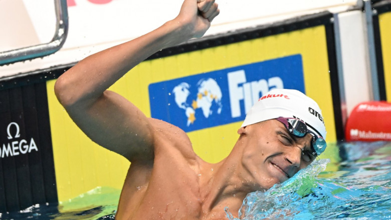 David Popovici este campion mondial și la proba de 100 metri liber. Are două medalii de aur la CM de natație de la Budapesta