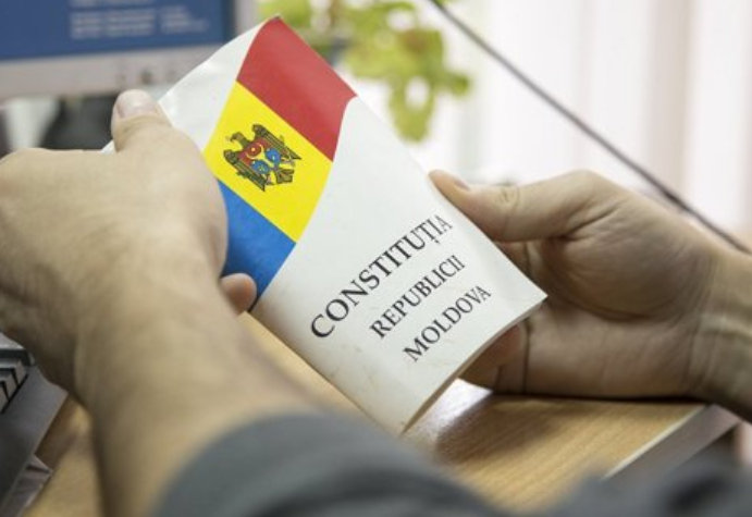 Astăzi se fac 28 de ani de la adoptarea Constituției Republicii Moldova – mesa