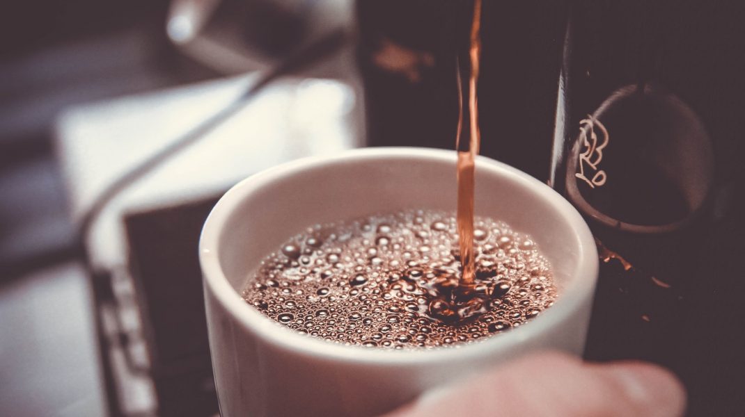 Probabil că îți bei cafeaua la momentul nepotrivit. La ce oră este cel mai indicat să o bem și de ce?