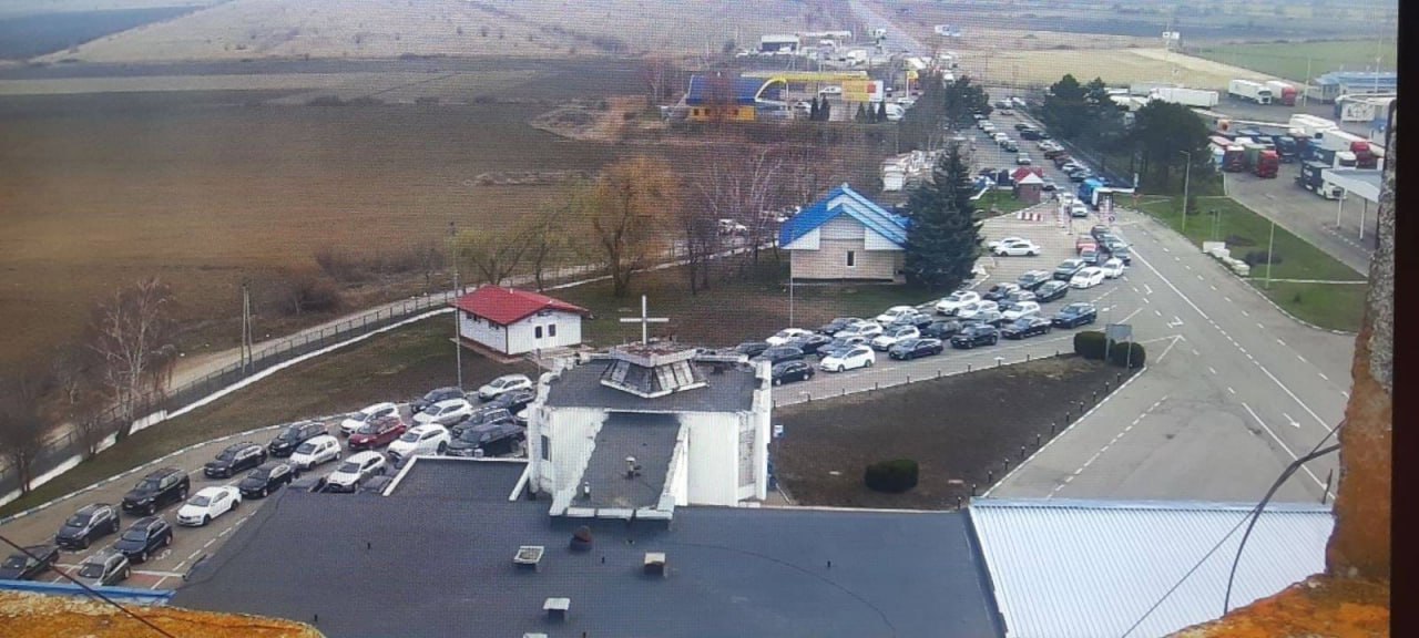 Flux sporit de călători la punctele de trecere Sculeni și Leușeni – Care ar fi motivul