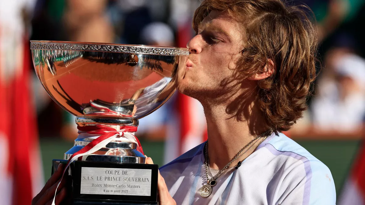 Andrey Rublev e marele campion la Mastersul de la Monte Carlo – Gafa uriașă comisă de rus la ceremonia de premiere