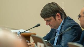 O bancă din Hong Kong i-a confirmat lui Andrei Spînu că nu deține alte conturi și venituri, decât cele declarate oficial – Cum a reacționat oficialul