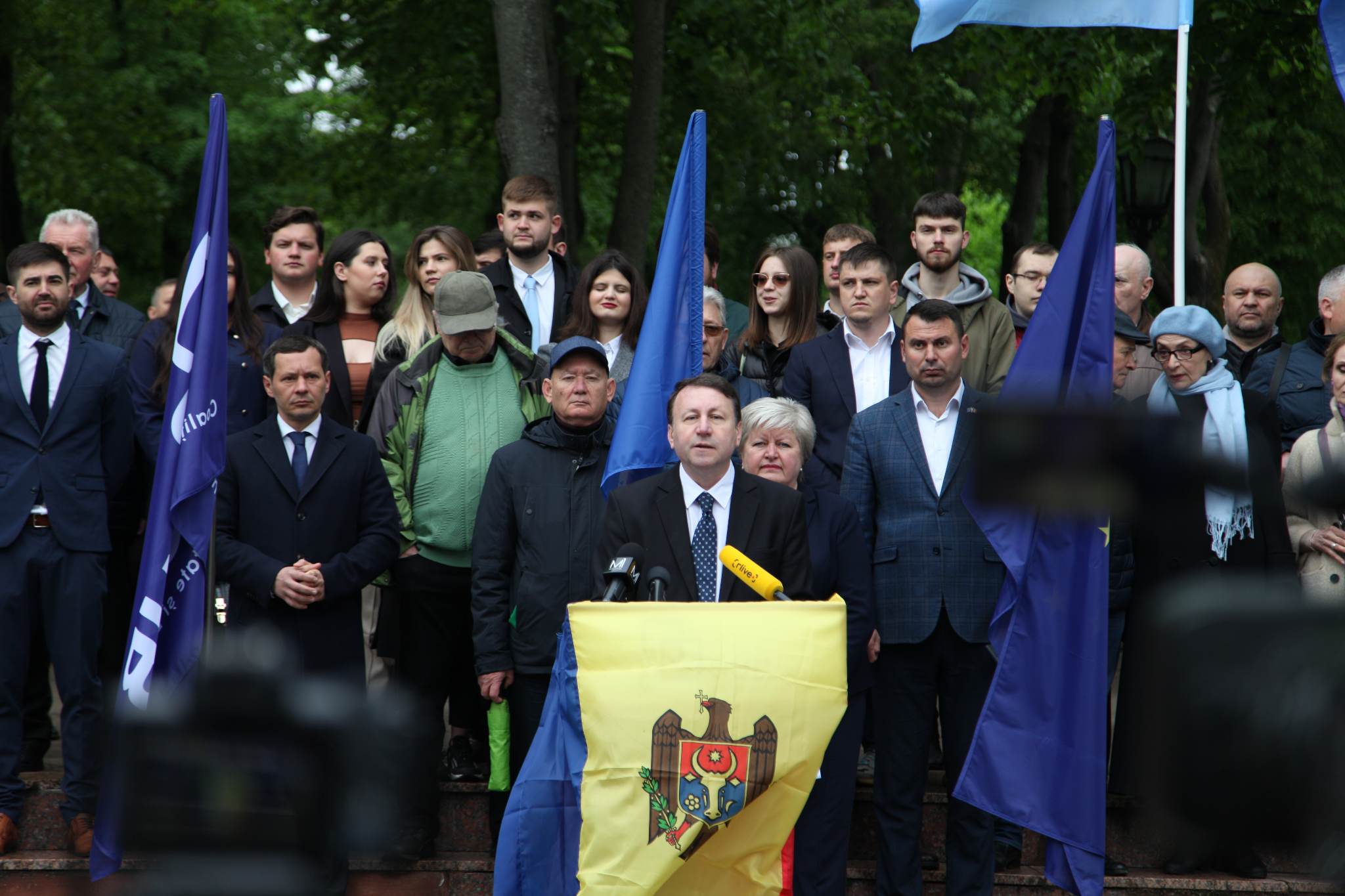 Mai multe partide extrparlamentare au semnat o declarație pro-europeană – E nevoie și de un spirit critic pentru a corecta politicile guvernelor în procesul de aderare la UE.