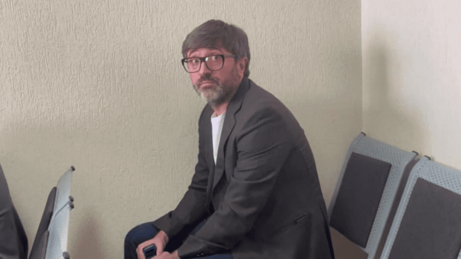 Vladimir Andronachi este liber, nu va mai purta brățară electronică – Instanța a înlocuit măsura preventivă din arest la domiciliu în garanție personală