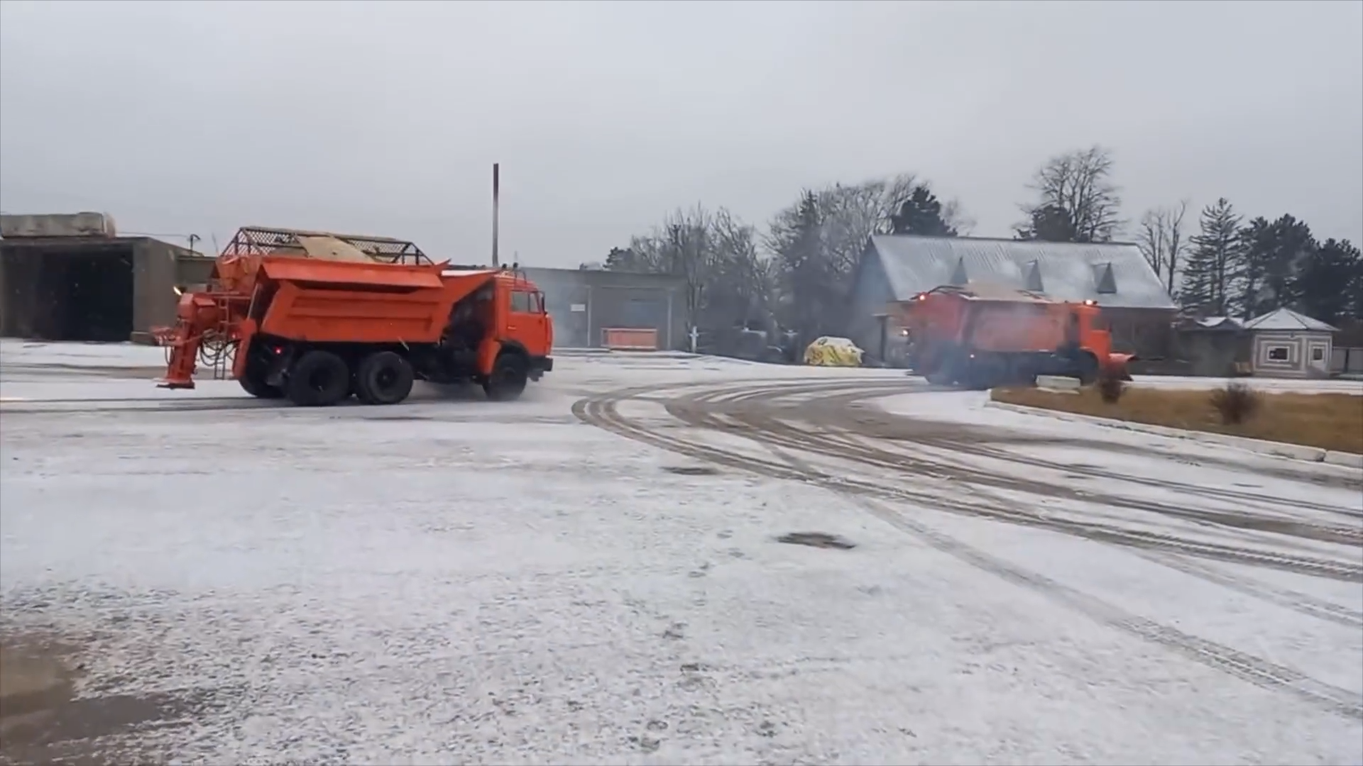 LIVE TEXT: Ninge în nordul Moldovei – Administrația de Stat a Drumurilor a început să curățe traseele naționale