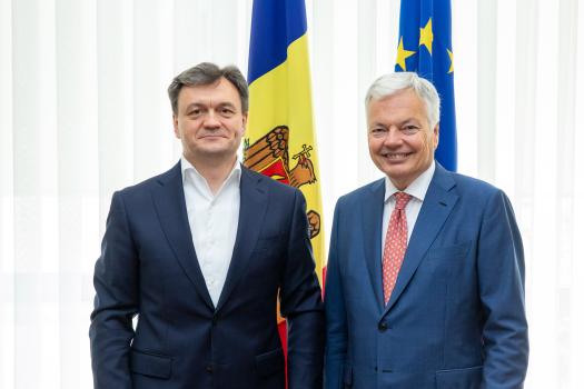 Premierul Recean la discuții cu Didier Reynders, Comisarul european pentru justiție