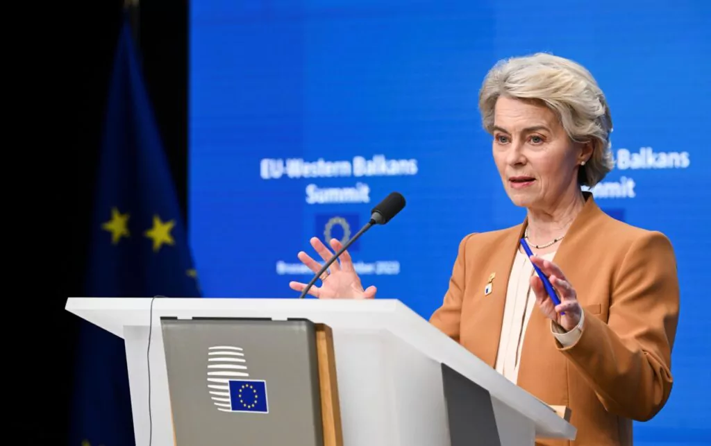 Operațiunea “ReArm Europe” – Ursula von der Leyen propune UE un plan de reînarmare a Europei de 800 de miliarde de euro
