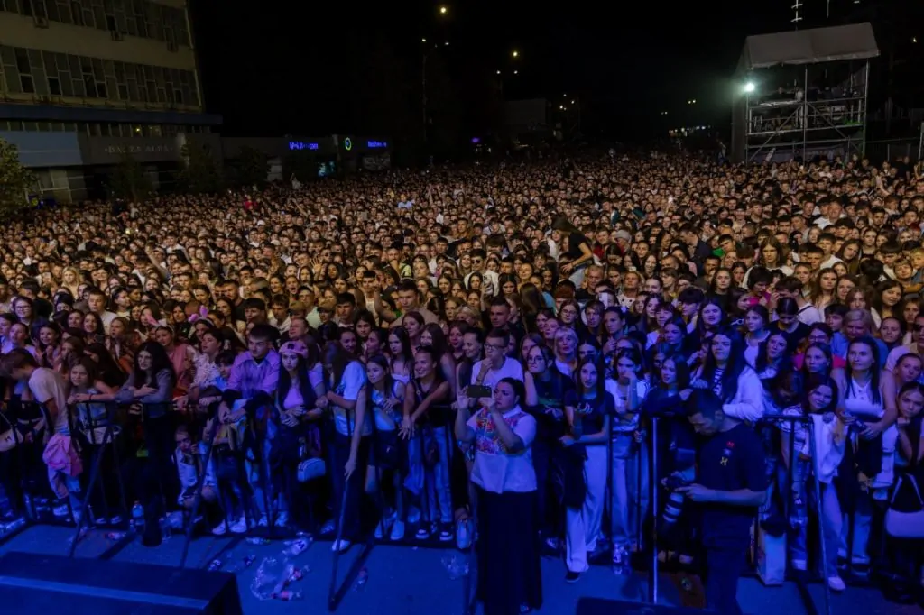 Vedete naționale și mondiale, surprize romantice și focuri de artificii la concertul de Ziua Independenței la Bălți