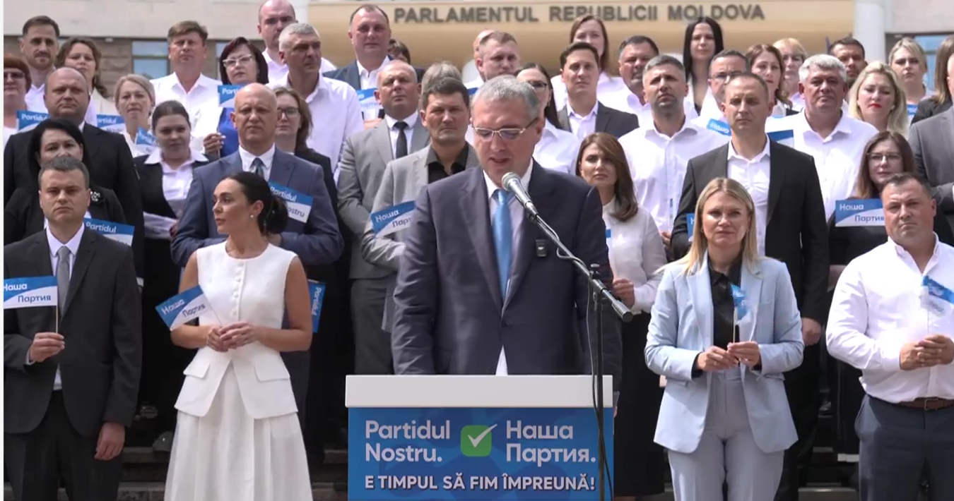 Partidul Nostru a depus actele la CEC pentru parlamentare – Usatîi: „Îmi asum răspunderea pentru fiecare candidat”