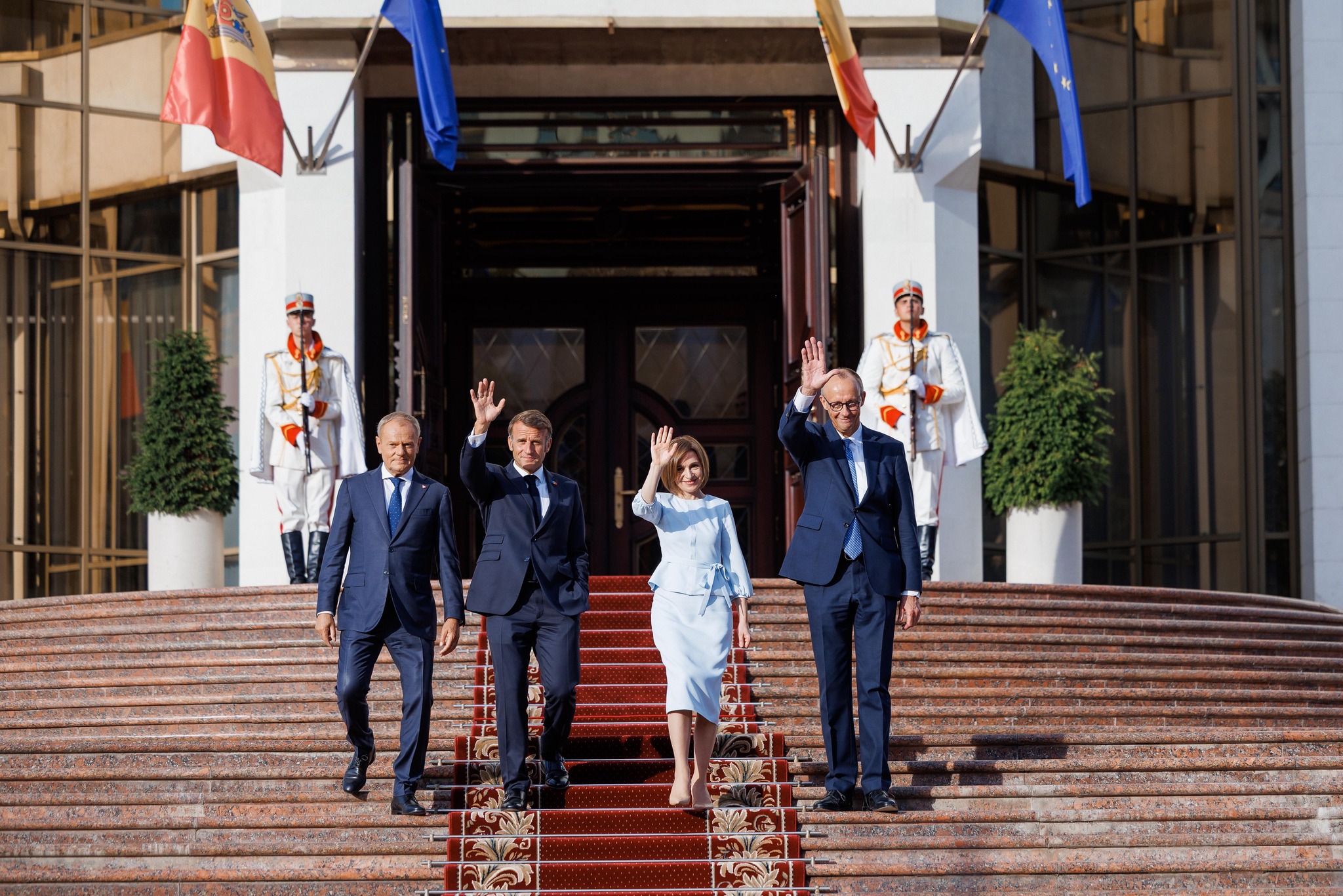 90 de mii de oameni au participat la concertul din PMAN cu ocazia Zilei Independenței  – Mesajul lui Macron Merz și Tusk pentru moldoveni