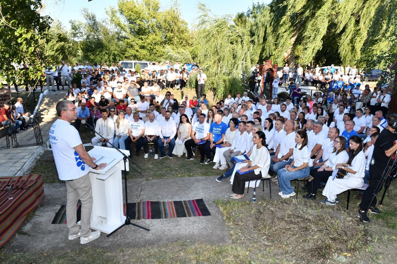 Partidul Nostru a intrat în campania electorală cu 29 de proiecte de legi, gata elaborate – Renato Usatîi: Formațiunea „vine să învingă” și să transforme în bine satele, orașele și țara
